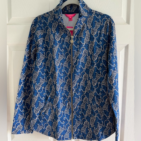 New Lilly Pulitzer UPF 50+ Leona Zip-Up Jacket in Low Tide Navy Easy To Spot, L - Picture 4 of 6